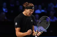 Tennis-Zverev seals ATP Finals spot after advancing in Vienna
