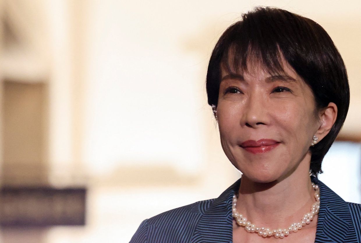 New Japan PM tells Trump that US alliance is paramount in first phone call