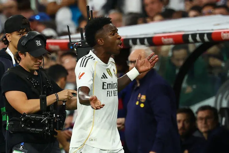 Football: Soccer-Vinicius clashes with manager Alonso in Clasico despite  starring role | The Star