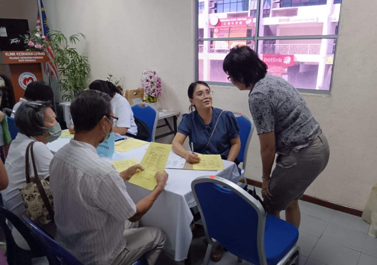 Physiotherapists and organisers at the community outreach event.