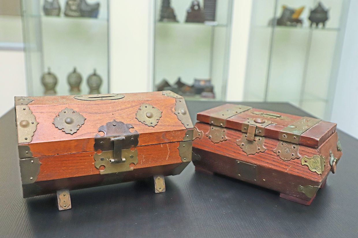 Wooden designs with metal finishing.