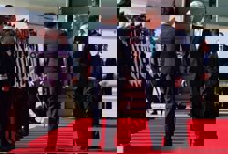 Trump lands in S. Korea, says Xi talks will be 'great outcome for world'