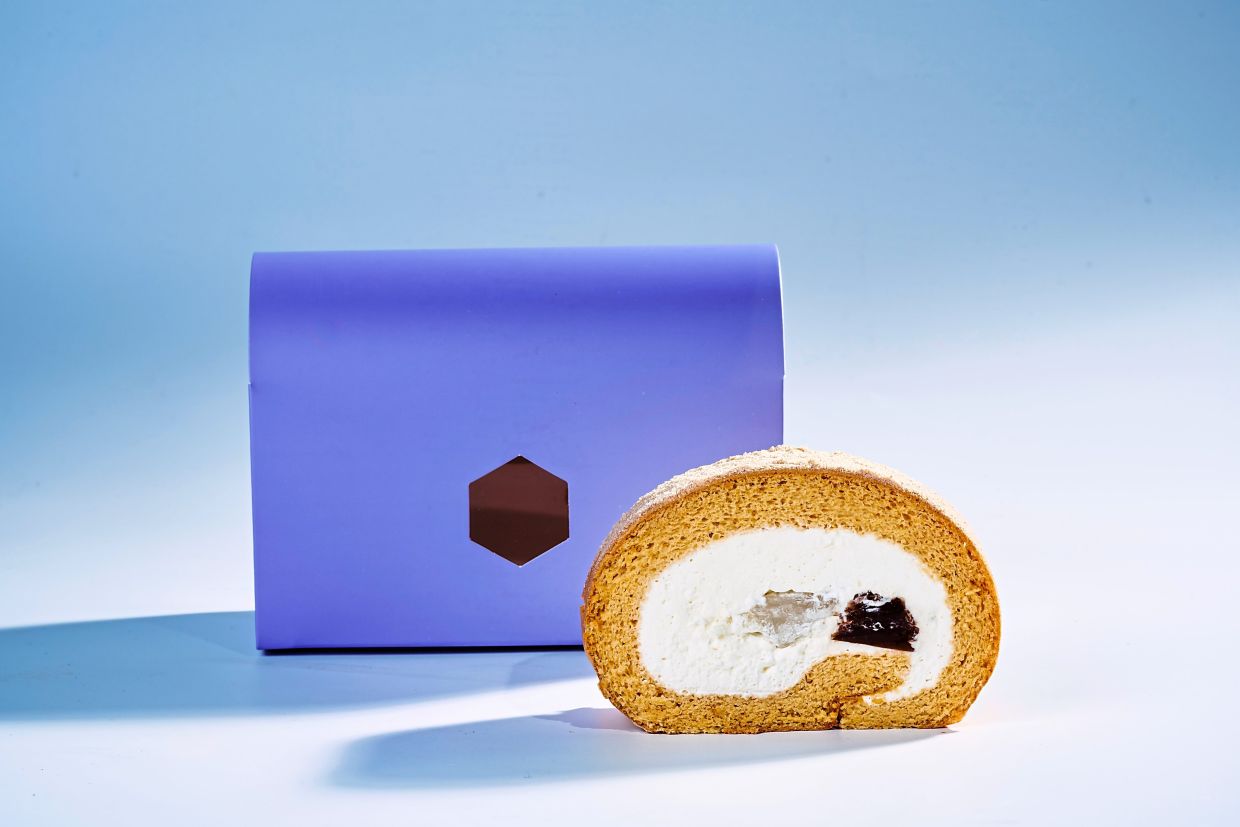 Soybean is a key figure in the hugely rewarding kinako roll. — Kotsu Kotsu