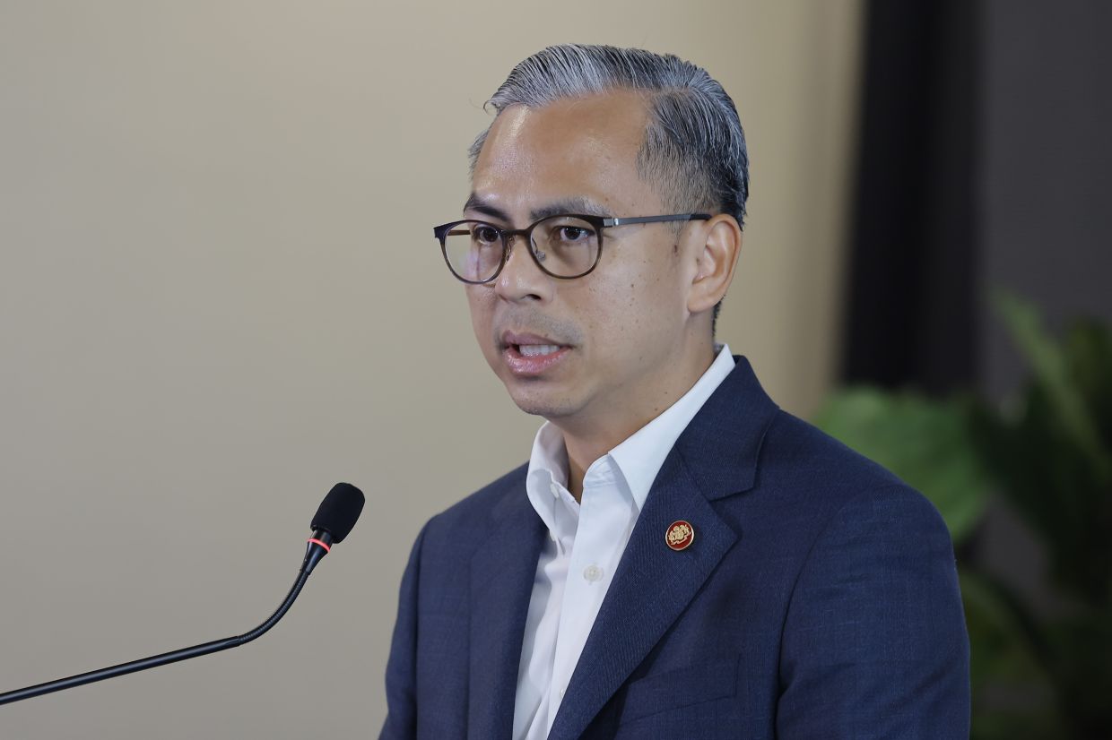 Media has every right to query ministers, says Fahmi
