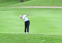 Fuelled by energy, Hye-jin and mum-to-be Gemma brave heat to lead pack