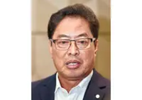 Hunt for fugitives hits a hitch