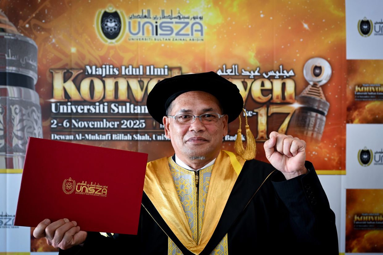 Dr Zamri Chik, 59 — BernamaPic