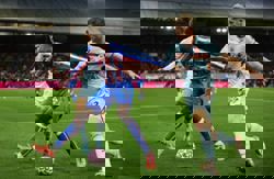 Soccer-Crystal Palace coast to 2-0 win over Brentford