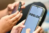 Experts: Eyes on the game better than a ban in keeping children safe