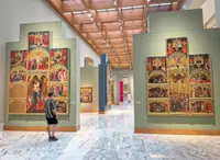 Pilgrims stream to Spain, seeking the Holy Grail in Valencia