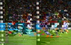 Soccer-Barcelona return to winning ways with 3-1 victory over Elche