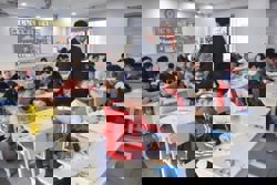 Vietnam to make English compulsory from Grade 1 by 2030