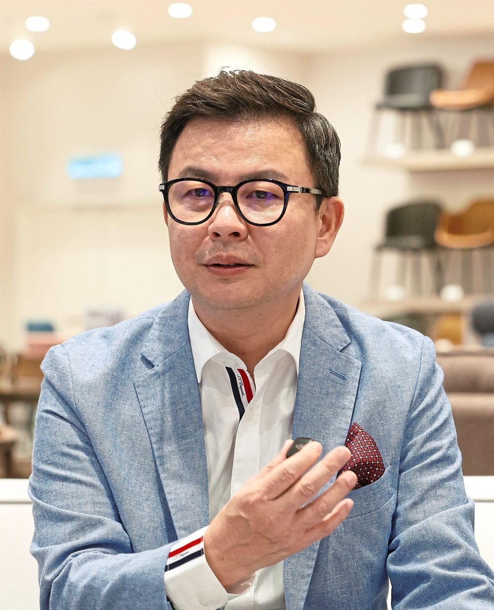 Toh: Flagship store designed for customers to enjoy seamless and personalised shopping experience.