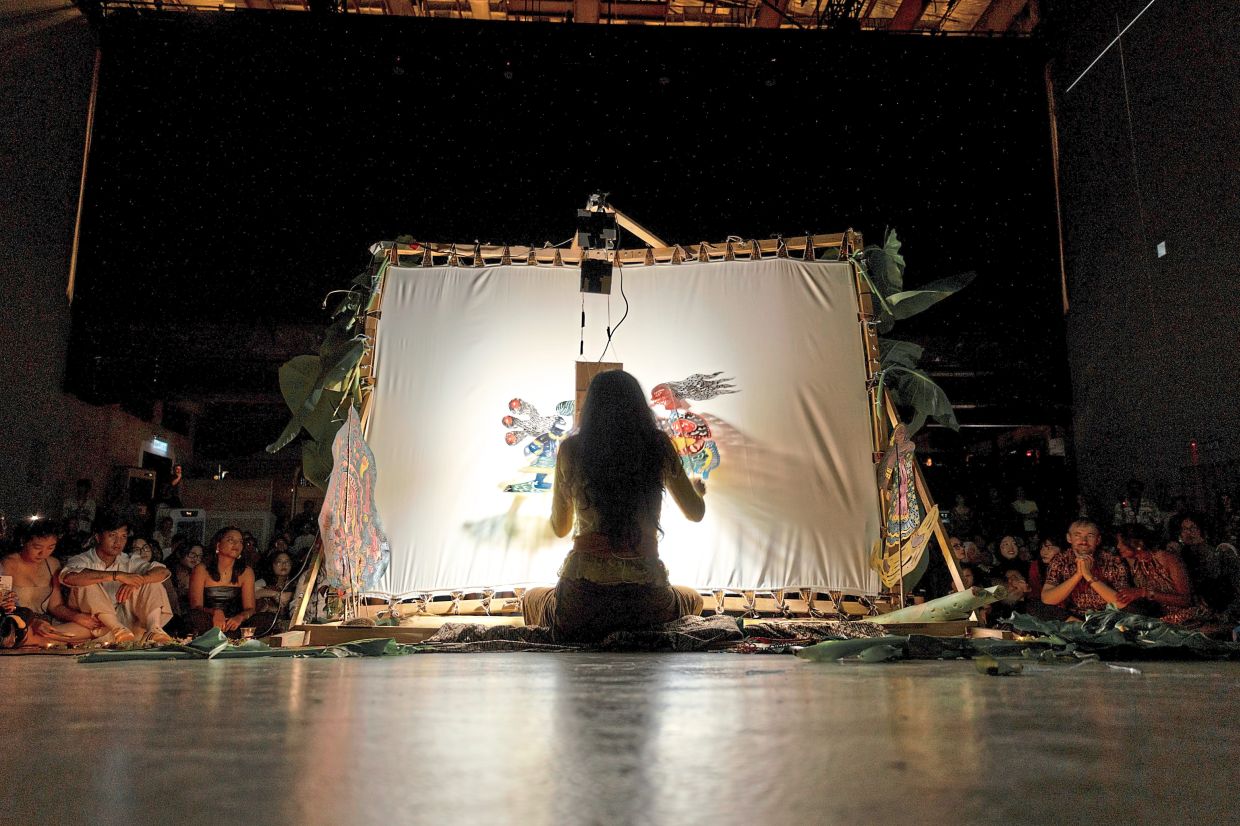 Illya brought the puppets to life before an enchanted audience at RexKL last month.