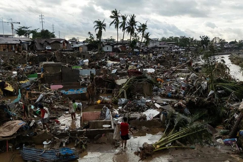 Death toll tops 100 as Philippines digs out after typhoon | The Star