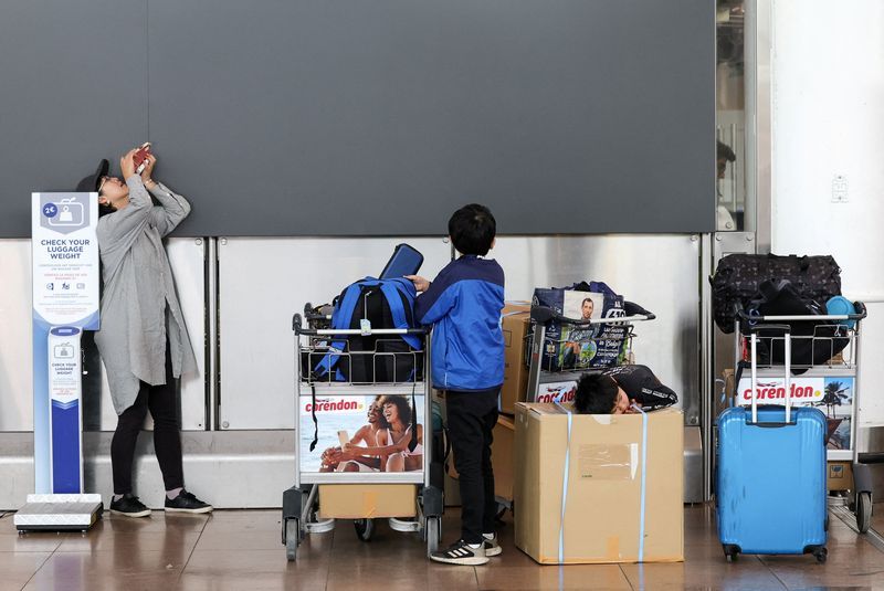 Belgium scrambles to address airport closures caused by drones 1 3607725