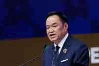 Thai PM threatens to dissolve House early to avoid censure debate