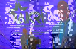 Lecturers should refrain from commenting on matters outside their fields, says Zambry