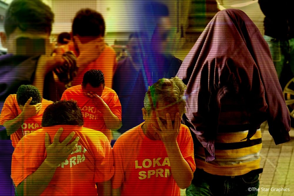 49 banking officers to face charges for bribery 1 3608395