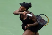 Tennis-Venus Williams to play in Auckland
