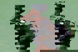 Tennis-Venus Williams to play in Auckland