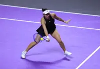 Tennis-Sabalenka overcomes holder Gauff to reach semis of WTA Finals