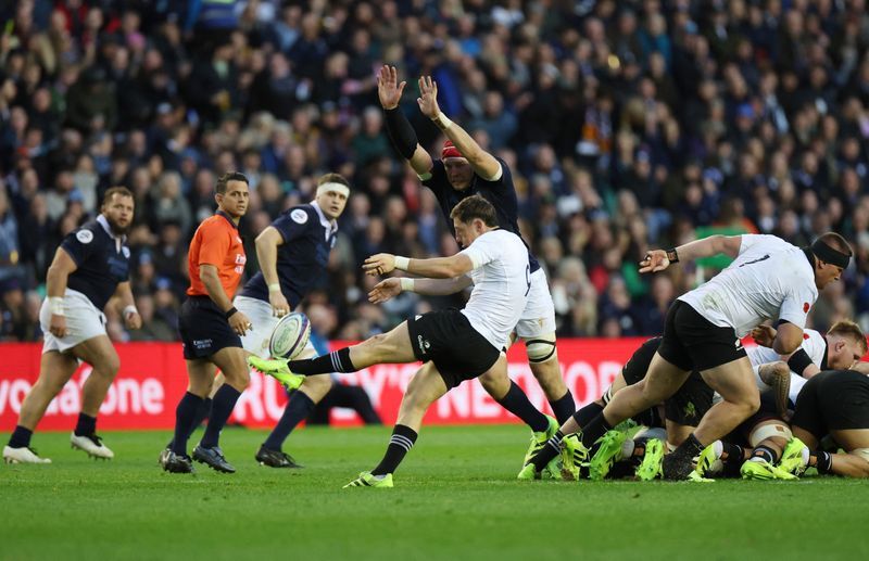 Rugby-New Zealand hold off brave Scotland fightback to retain unbeaten record