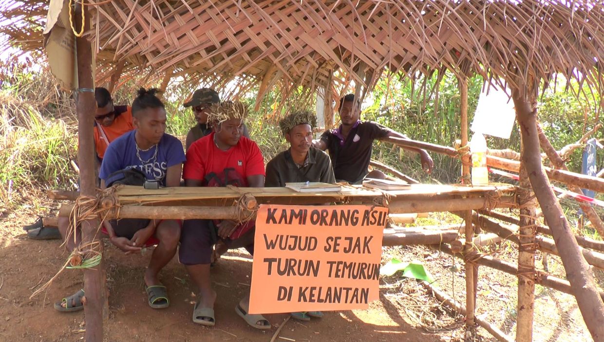 Temiar men at a post guarding their village and ancestral land in Gua Musang from loggers in 2016. Many indigenous environmental defenders are criminalised for their work in the region, says SAVE Rivers'Celine Lim. — ASYRAF ABDUL SAMAD