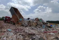 SWCorp detains lorry at illegal dumping ground in Sedenak