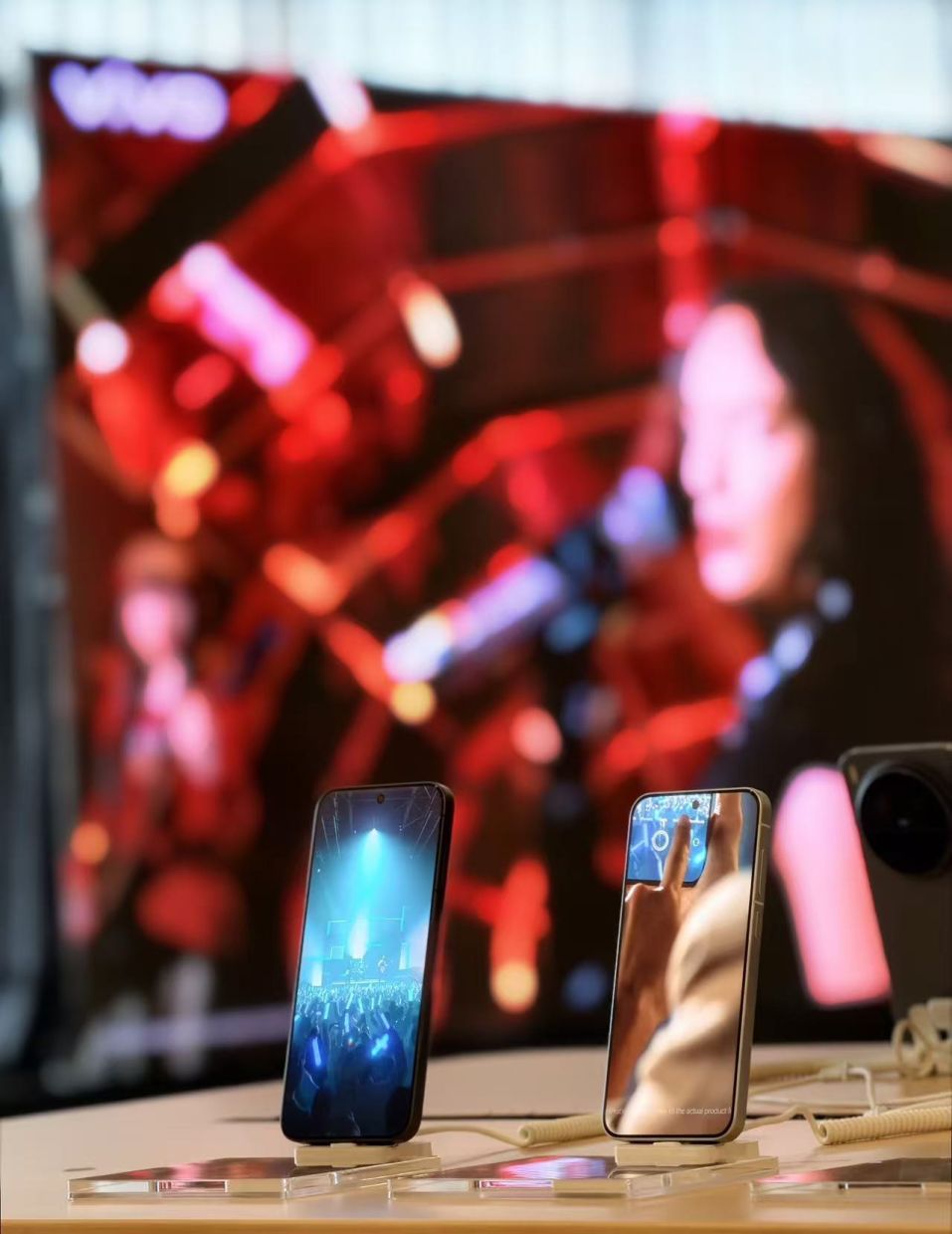 The vivo X300 Pro offers a new benchmark in mobile photography and long-term user experience.