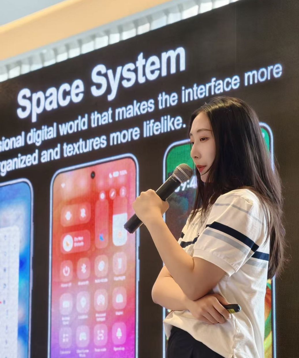 “OriginOS 6 represents our vision for a truly seamless smartphone experience where sophisticated technology enhances rather than complicates the user's daily life,” said Yao.
