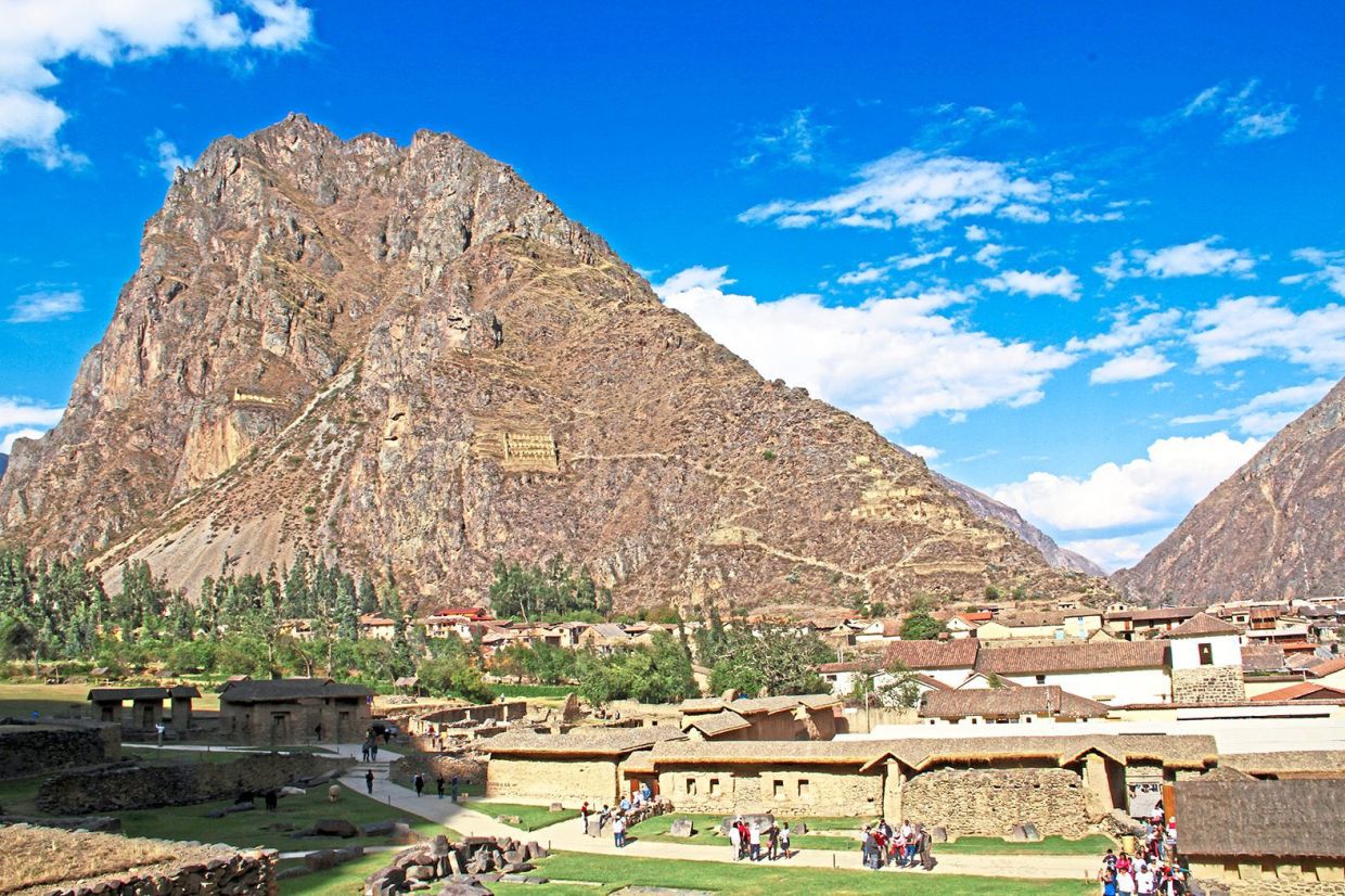 The 13th century Inca civilisation stone building within the Ollantaytambo Archaelogical site in the valley. 