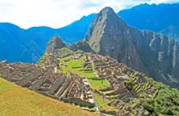 Learning about the textile traditions of Peru's Sacred Valley