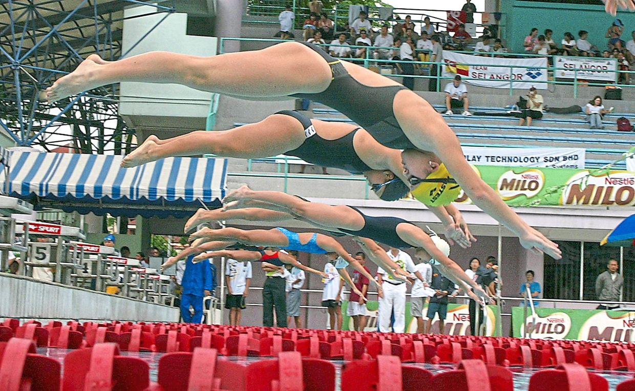 The Malaysian Age Group Championship held at Kompleks Renang Kuala Lumpur in 2011. — Filepic