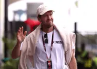 Motor racing-Climate campaigner Vettel open to future F1 role