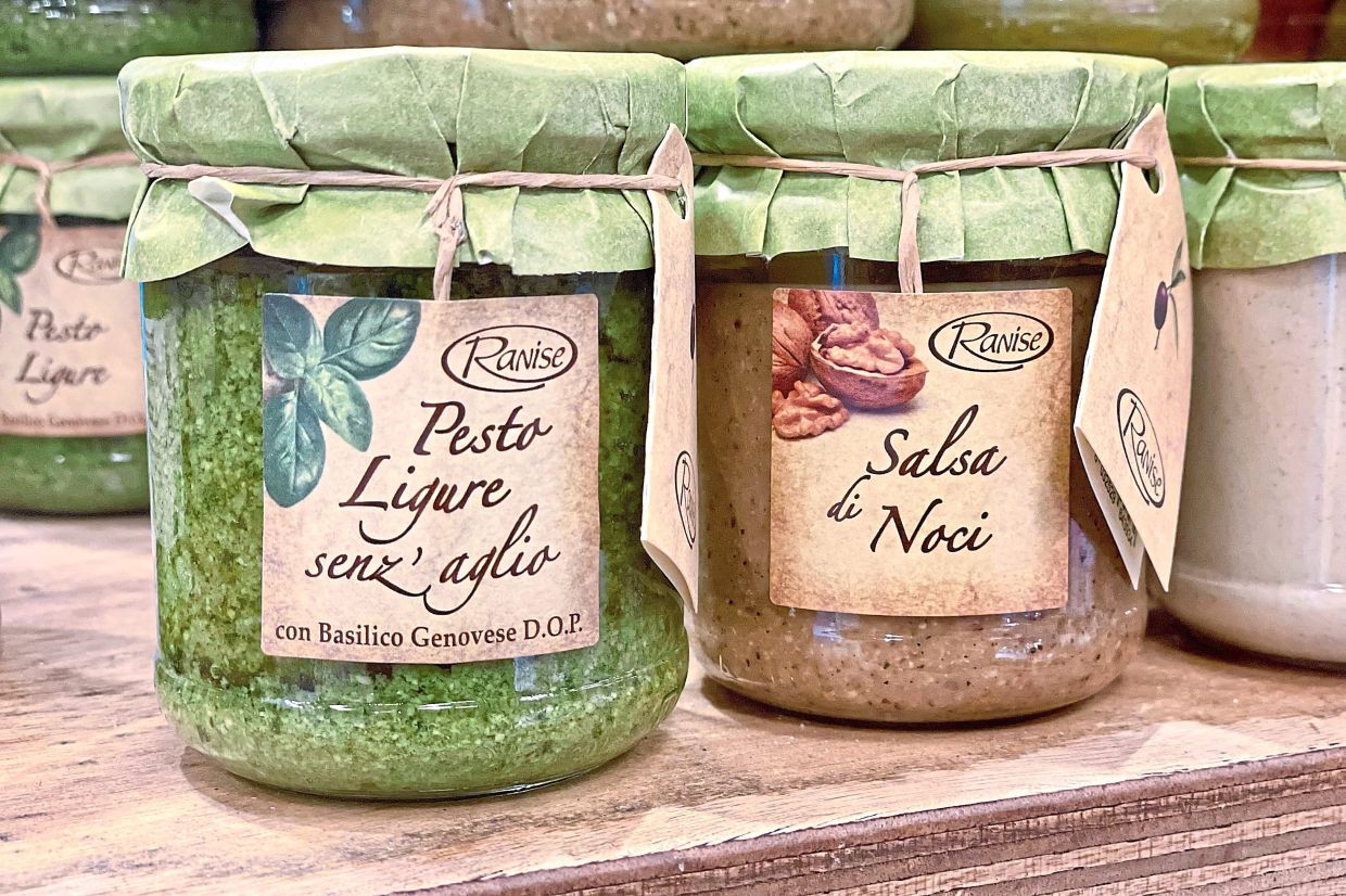 The most famous of all Ligurian dishes is pesto alla Genovese. — Photos: BERNHARD KRIEGER/dpa