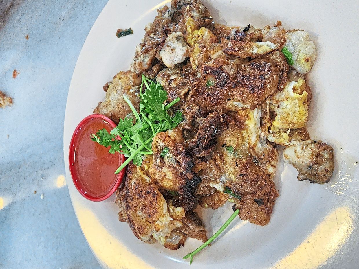 Oyster omelette is very popular in Penang, but the starch-egg-oyster ratio and the frying process are crucial to nailing the dish.