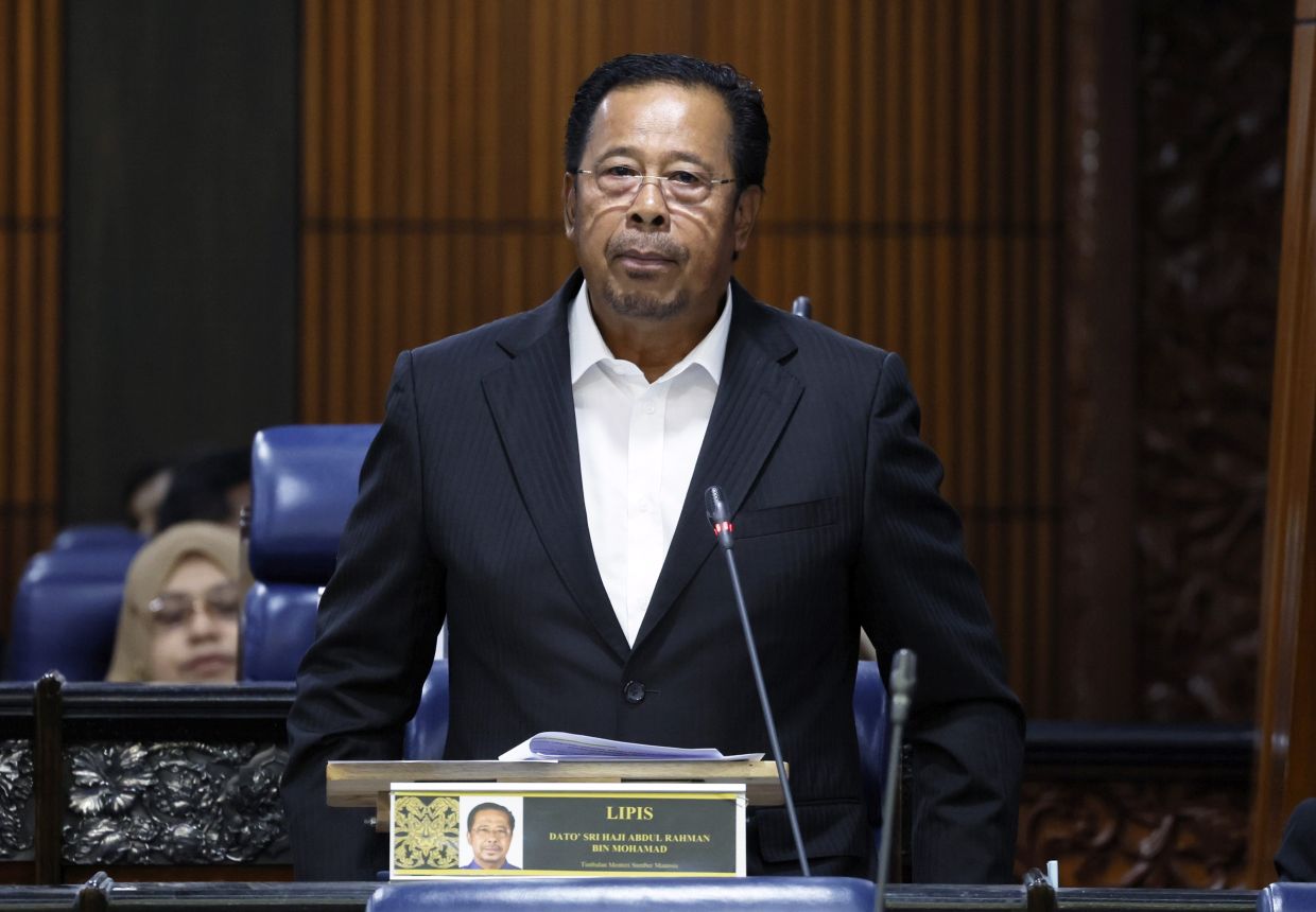 HR Deputy Minister dismisses allegation of suspended study loans, allowances by PTPK