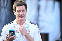 Motor racing-Wolff reported in talks to sell part of Mercedes F1 stake to Crowdstrike CEO