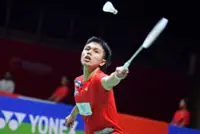 Left-handed Jacky makes right move in Japan