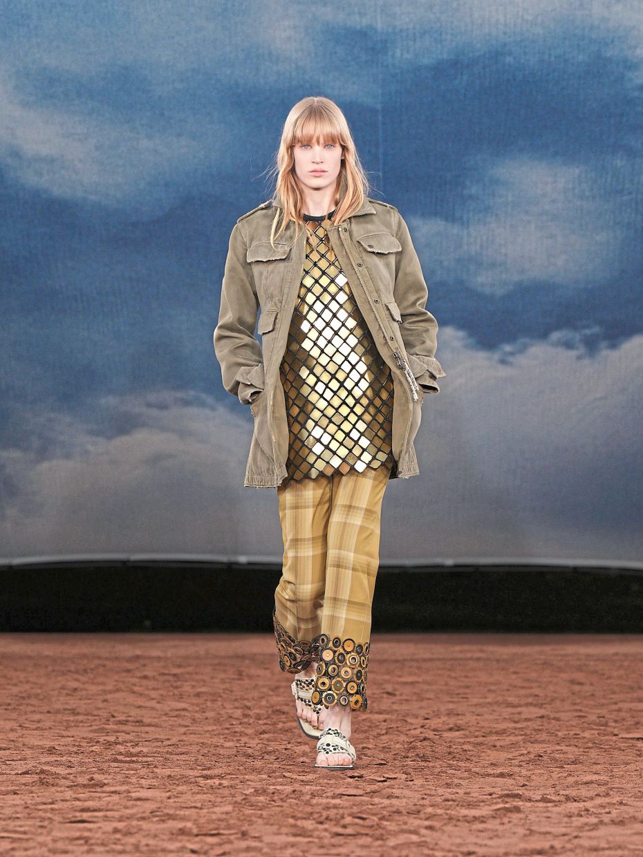 This take on the trend is eye-catching as it has elements of glamour, vintage and military functionality. Photo: Burberry