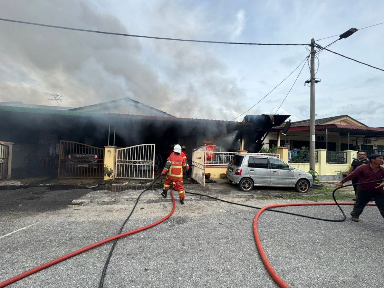 Elderly man dies in Ipoh house fire 1 3622675