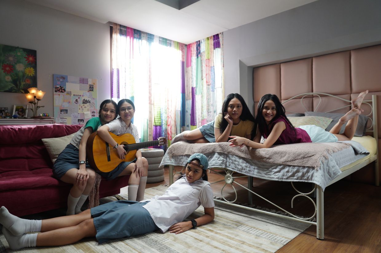 Meet two of Indonesia's rising super talents and currently scorching the screen with 'Rangga dan Cinta'