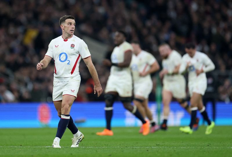Rugby-Ford steers brilliant England to 33-19 win over New Zealand