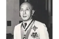 Power of Peranakan heritage and mastery of English