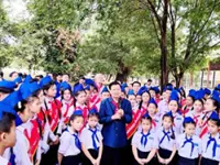 Lao President urges young people to study hard, embrace new technology