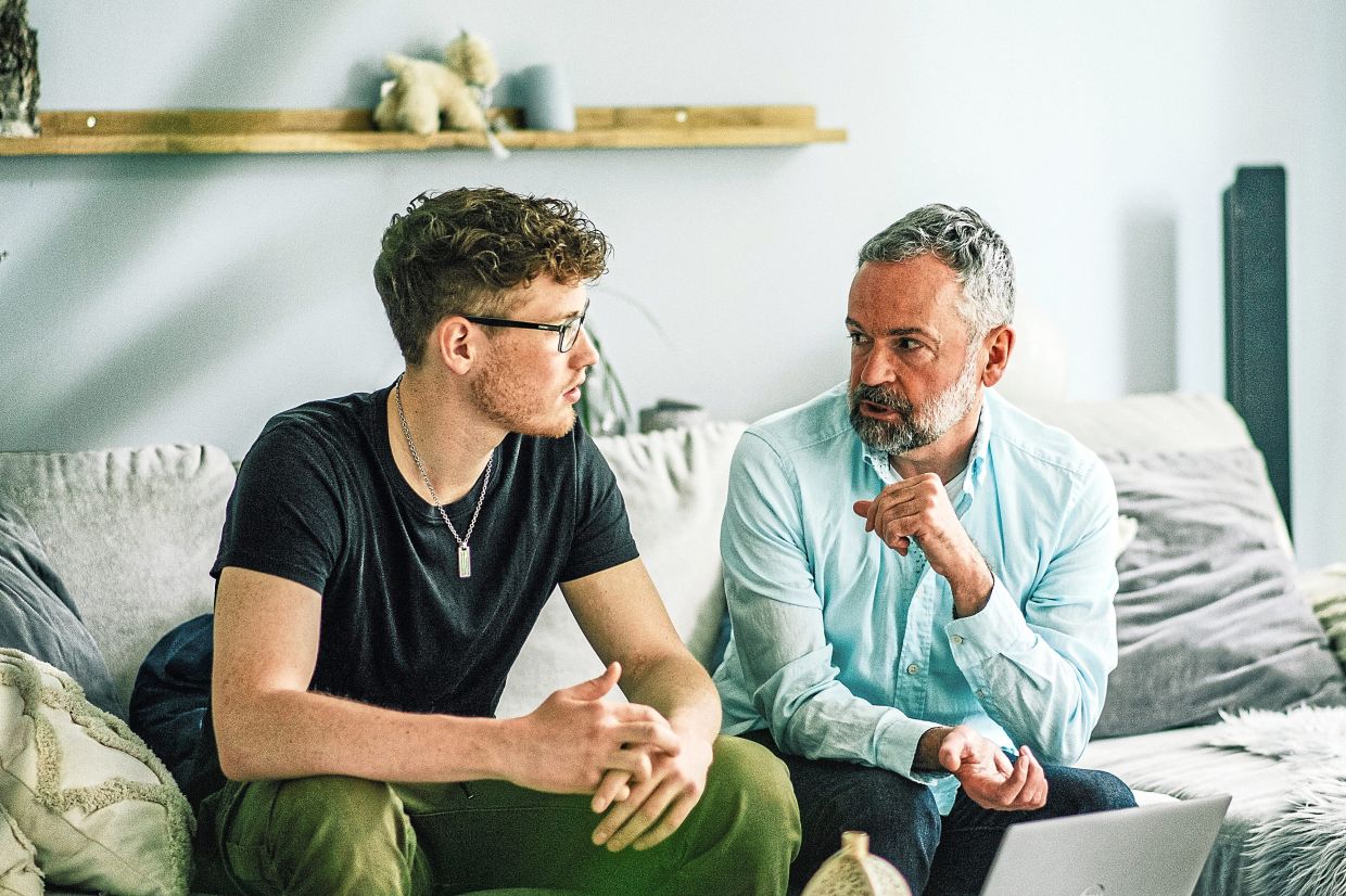 How parents can positively navigate their teen's behavioural issues