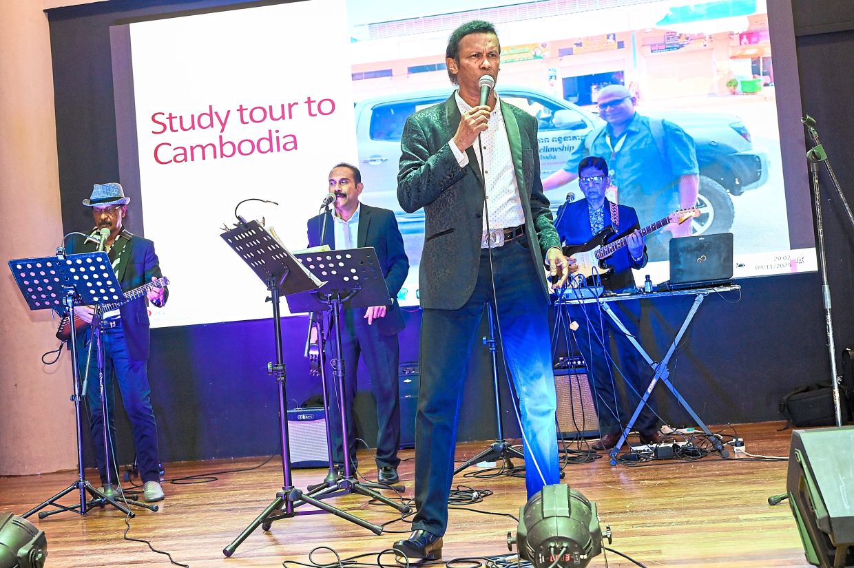 The Night Birds providing entertainment at the Catholic Prison Fellowship Association celebration.