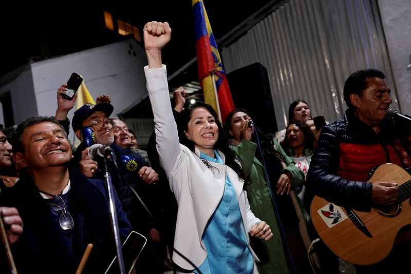 Measure to allow foreign military bases in Ecuador fails in vote