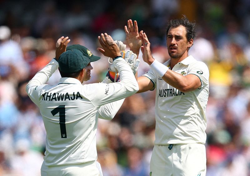 Cricket-Lack of transition leaves Australia reliant on ageing Ashes team